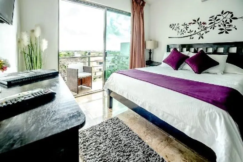 La Playa Condo Playa del Carmen Aparthotel