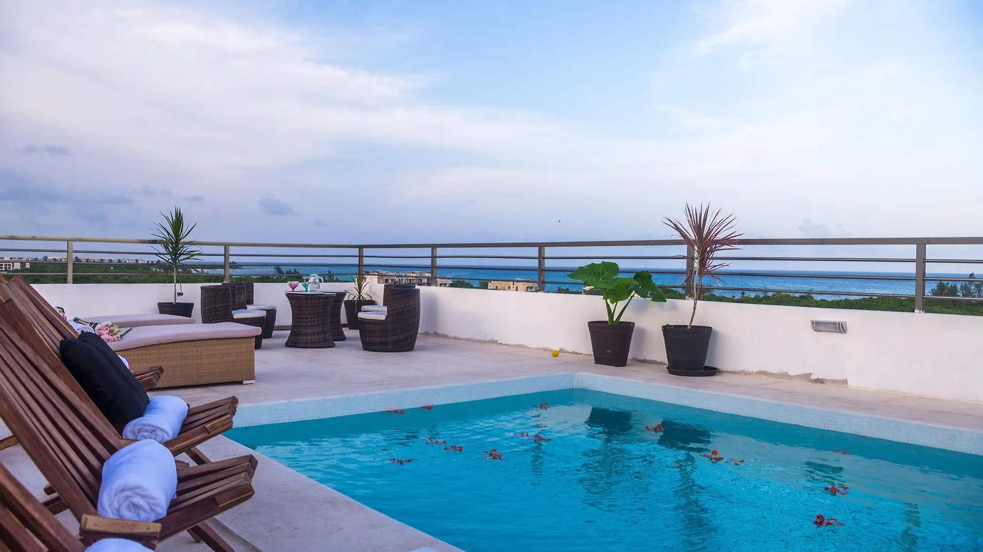 La Playa Condo Плая-дель-Кармен
