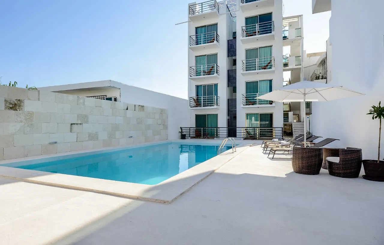 Апарт-отель La Playa Condo Плая-дель-Кармен